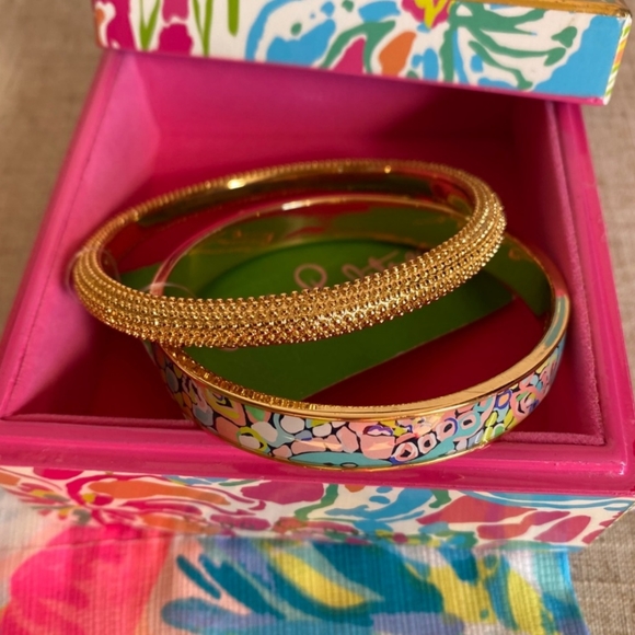 Lilly Pulitzer Jewelry - Brand new Lilly Pulitzer Bracelet set